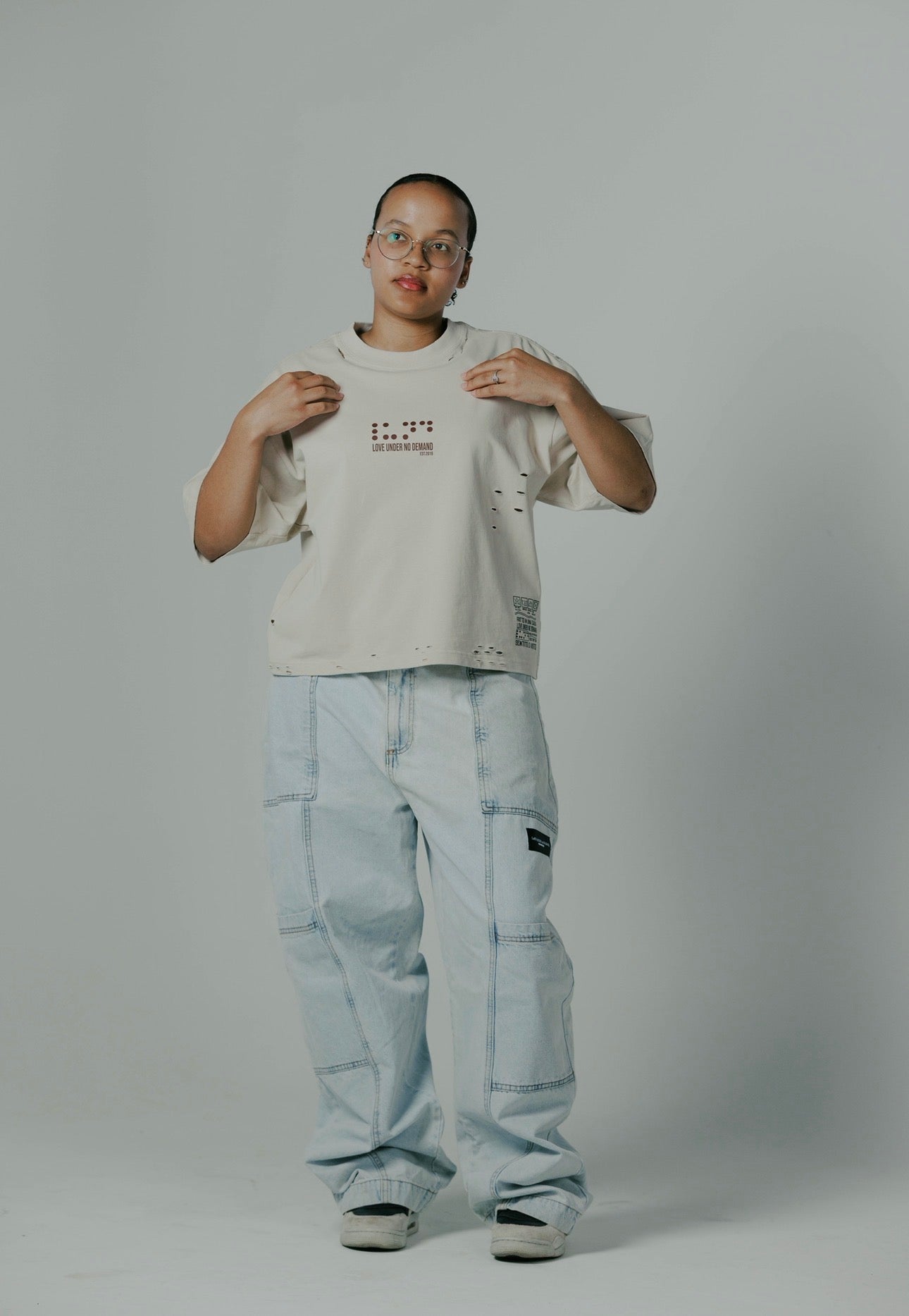 IN HOUSE STAPLE BEIGE TEE